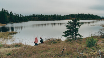 Fototapeta na wymiar By the Rausteinstjernet Lake up in the Totenåsen Hills, Norway.