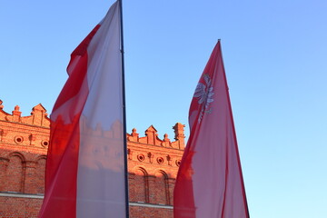 Flaga polski. Maszt z flagą państwa, polski. The mast with the flag of the Polish state.