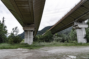 Autobahnbrücke