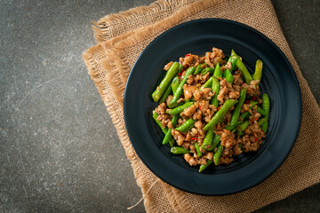 stir-fried french bean or green bean with minced pork