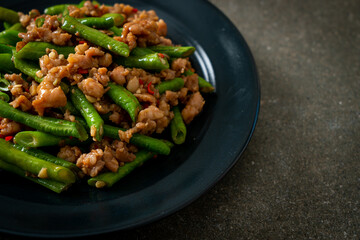 stir-fried french bean or green bean with minced pork