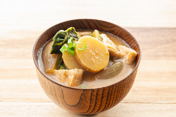 具だくさんの味噌汁