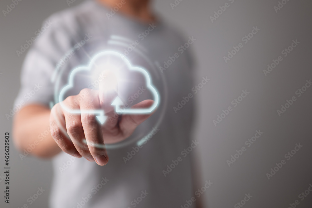 Aufkleber businessman using digital virtual cloud computing