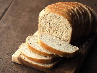 Bread loaf slice