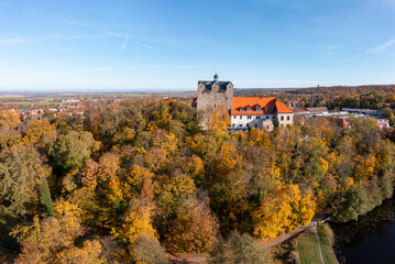 Naklejka premium Herbst Ballenstedt Harz Luftbild Schloss Ballenstedt