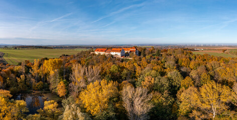 Konradsburg Harz im Herbst