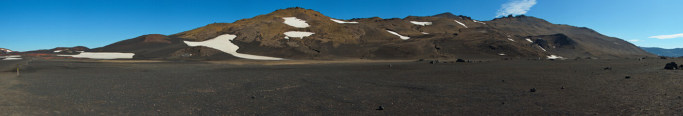 Fototapeta na wymiar Landscape at the hiking track from Dreki to Viti crater of Askja in Iceland, Europe 