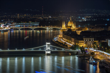 Fototapeta na wymiar Budapest at night 