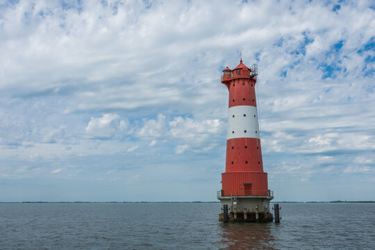 Leuchtturm Arngast bei Wilhelmshaven, Niedersachsen, Deutschland 
