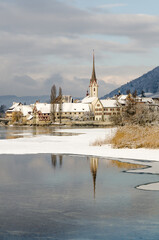 Blick auf die verschneite historische Altstadt von Stein am Rhein, Kanton Schaffhausen, Schweiz