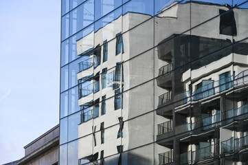 building beton verre architecture immobilier tour immeuble logement Bruxelles