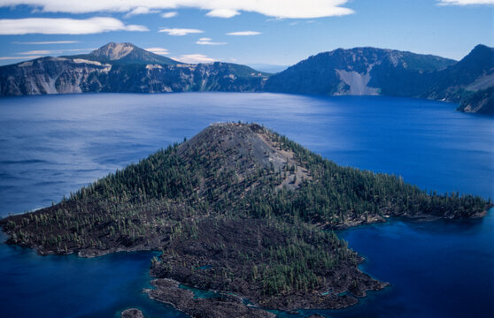 Volcanic island in Crater Lake, Oregon, USA