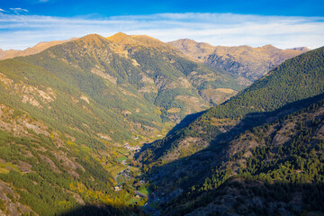 Obraz premium Panoramic view of the Ordino valley seen from the Ordino viewpoint, Andorra