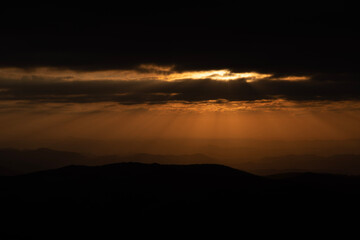 Fototapeta premium sunset over the lake