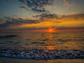 Sonnenaufgang am Meer