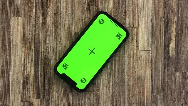 Stop motion with phone, green screen with ancors