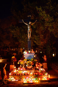 Cross