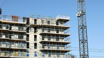 Fototapeta Budowa nowego budynku mieszkalnego z apartamentami. obraz