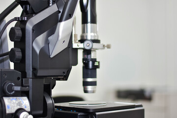 Microscope for research and development in industrial factory laboratories
