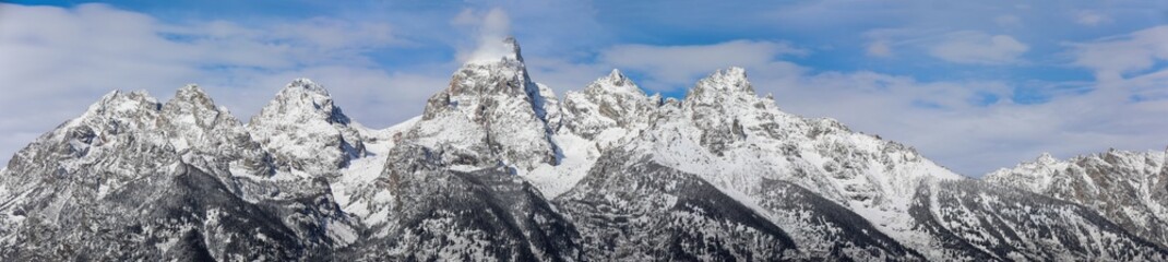 Panoramic view of the dramatic peaks of Grand Teton National Park