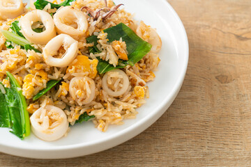 Fried rice with squid or octopus