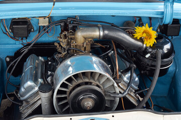 Image of the old car's engine. Rear location. Air cooling.