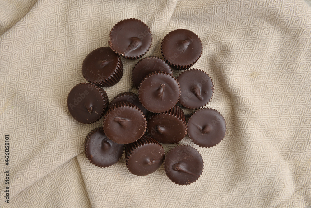 Canvas Prints Gourmet dark chocolate peanut butter cups