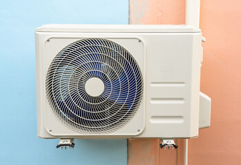 Condensing unit of air conditioning systems.