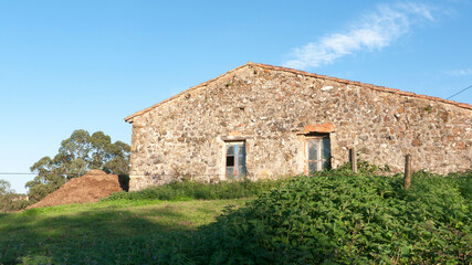 Fototapeta na wymiar Casa rural rustica de piedra