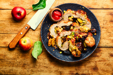 Meatloaf with dates and apples