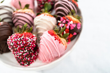 Fototapeta premium Chocolate dipped strawberries