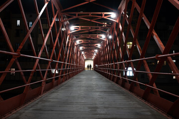 Pont de Ferro (Pont Eiffel) de Girona por la noche