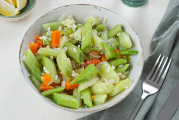 Rice vegetable dish with leek