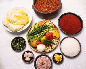 Delicious kimchi, the representative food of korea, ingredients for kimchi and ingredients for kimchi
대한민국 대표음식인 맛있는 김치와 김채재료와 김치속재료
