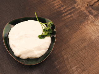 Vintage bowl with organic horseradish