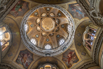 Fototapeta na wymiar Chapel of the Holy Shroud, Turin, Italy