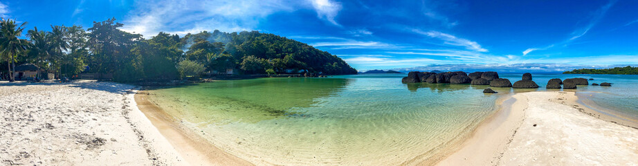 Beautiful tropical island koh Kham, white sand beach with volcanic rocks, near koh Mak, Trat, Thailand