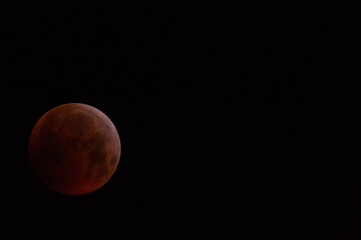 beautiful red full moon eclipse January 2019