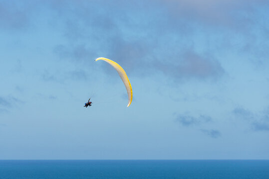 Paraglider Pilot Flying