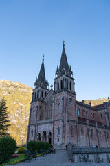 Fototapeta na wymiar Covadonga Basilic in vertical