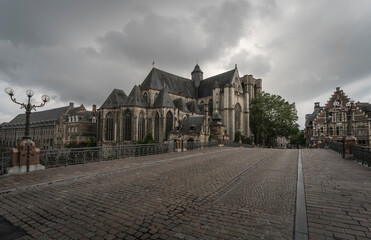 Fototapeta na wymiar Evening cityscape in Gent.