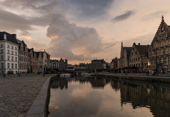 Obraz premium Evening cityscape in Gent.