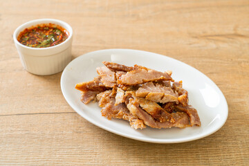Grilled Pork Neck with Thai Spicy Sauce