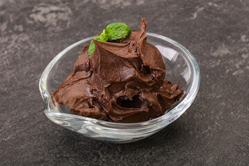 Chocolate spread with nazelnut
