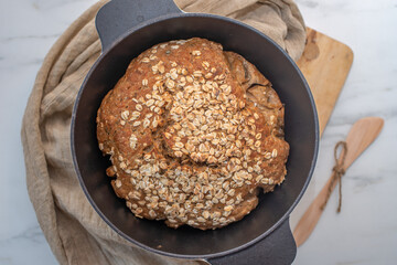 No Knead Bread in a Cast Iron Dutch Oven