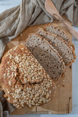 No Knead Bread in a Cast Iron Dutch Oven