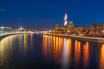 Plakat View on the Moscow river, Berezhkovskaya and Savvinskaya embankments in the evening, summer urban cityscape