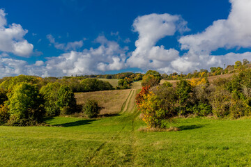 Entspannter Herbstspaziergang entlang der Saale Horizontale in Jena - Thüringen