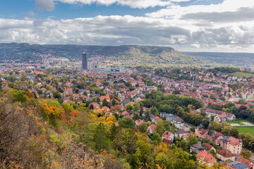 Entspannter Herbstspaziergang entlang der Saale Horizontale in Jena - Thüringen