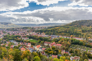 Entspannter Herbstspaziergang entlang der Saale Horizontale in Jena - Thüringen
